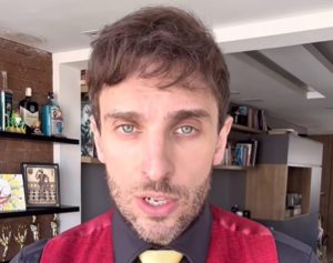 Em nota divulgada à imprensa, os advogados de Léo Lins afirmaram ter recebido com 'profunda surpresa' a decisão judicial | Foto: Reprodução/Instagram