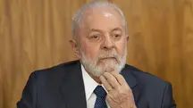 Presidente Lula da Silva: apreensão com a perda crescente de apoio no Congresso e busca de socorro com dinheiro público | Foto: Marcello Camargo/Agência Brasil