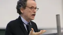 O professor alemão Thomas Pogge, convidado do STF: histórico de acusações e carreira polêmica no meio acadêmico | Foto: Reprodução/Twitter/X