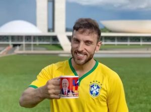O humorista Leo Lins: decisão anterior do STF será usada pela defesa do comediante | Foto: Redes sociais