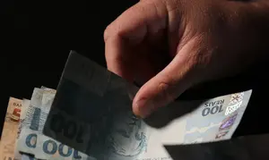 Impostos Governo Dinheiro