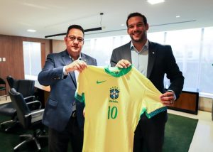 Samir Xaud presidente da CBF e Marcos Dias vereador Podemos