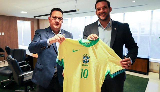 Samir Xaud presidente da CBF e Marcos Dias vereador Podemos