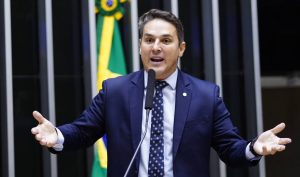 deputado luciano zucco
