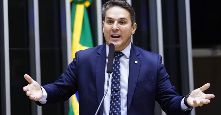deputado luciano zucco