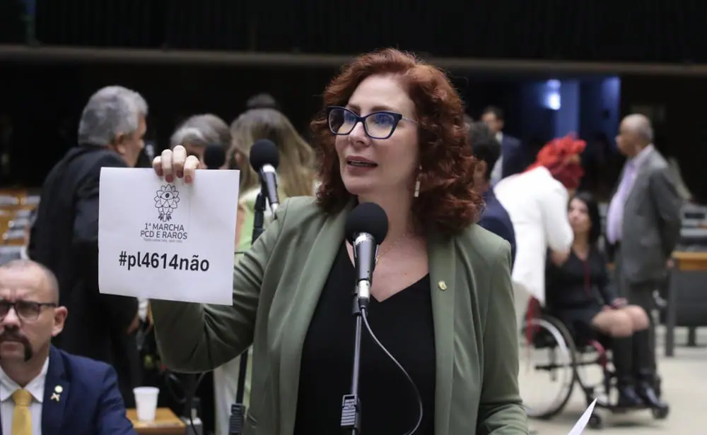 Carla Zambelli está na Itália e teve a prisão decretada por Alexandre de Moraes, do STF | Foto: Bruno Spada/Câmara dos Deputados