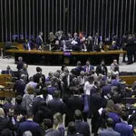 Câmara votações trabalho no feriado IOF