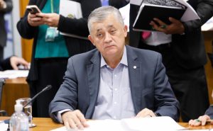 josé guimarães líder do governo câmara cirurgia coração