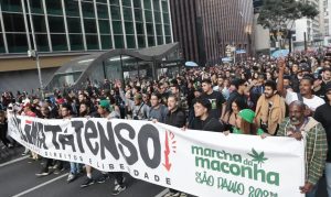 Marcha da Maconha na Avenida Paulista, em São Paulo | Foto: Paulo Pinto/Agência Brasil