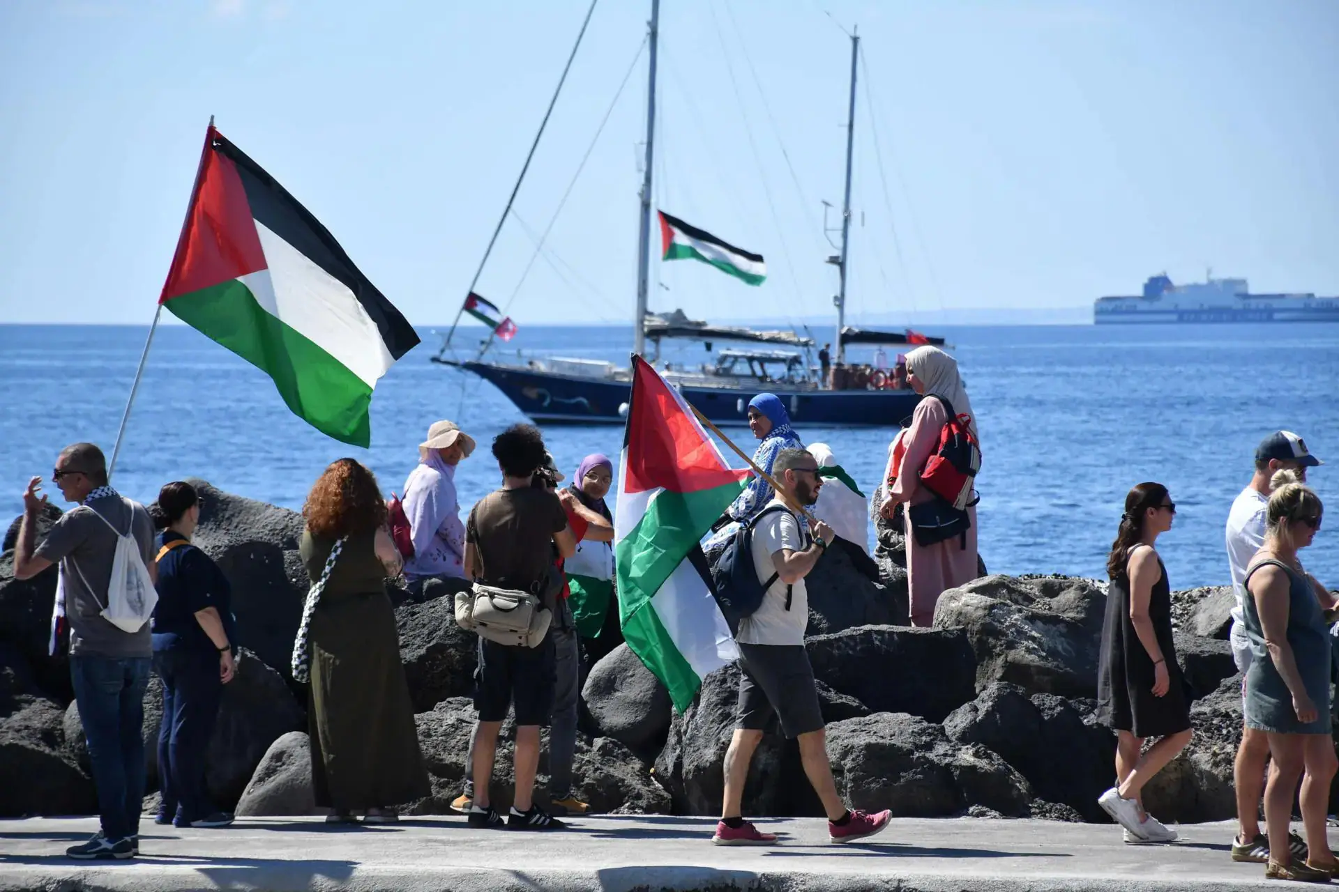 O navio Madleen, com militantes pró-Palestina | Foto: Reprodução/Redes sociais