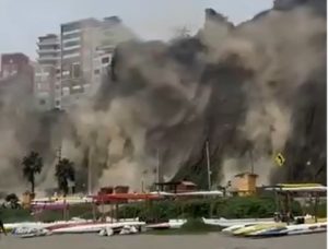 Terremoto de magnitude 6,1 causa deslizamentos de terra no Peru