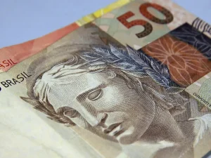 Os impostos recolhidos pelo governo são aferidos pela Associação Comercial de São Paulo (ACSP), por meio do índice Impostômetro | Foto: Agência Brasil/Marcello Casal Jr.