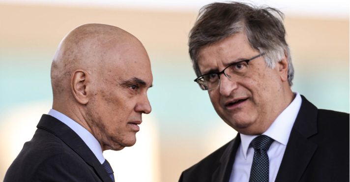 O ministro do STF, Alexandre de Moraes, e o Procurador-Geral da República, Paulo Gonet, em Brasília
