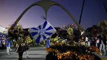 Escola de samba do RJ escolhe homenagear Lula no Carnaval de 2026