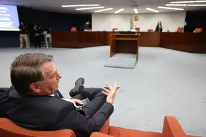 bolsonaro indulto stf eleições 2026