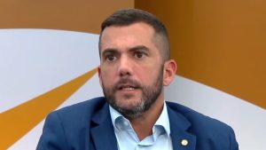 Carlos Jordy concede entrevista ao Arena Oeste | Foto: Revista Oeste