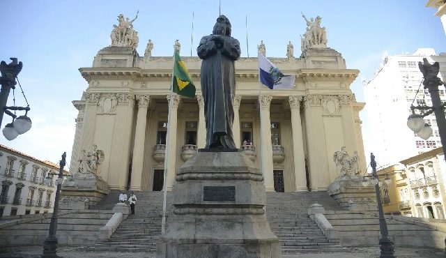 Alerj sede crise Bacellar, Reis, governador Castro