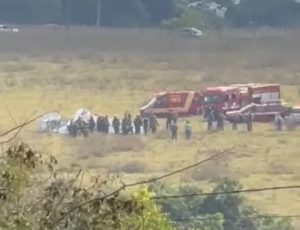 As primeiras informações mostram que dois ocupantes estavam no avião | Foto: Reprodução/g1