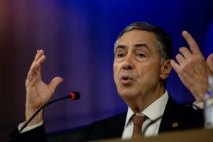 Menos de dez dias depois de fazer duras críticas ao governo norte-americano, Barroso diz que STF apenas está cumprindo o seu papel | Foto: Reprodução/Twitter/X