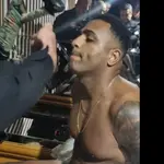 Os agentes encontraram Carlos Eduardo da Silva, conhecido como ‘Gorila’, dentro de um motel em Duque de Caxias. O criminoso é apontado como chefe do Comando Vermelho na região serrana do Rio de Janeiro | Foto: Reprodução/X