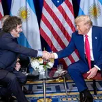 Javier Milei e Donald Trump: acordo sinaliza alinhamento político e favorece recuperação econômica na Argentina | Foto: Reprodução/Twitter/X