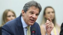O ministro da Fazenda, Fernando Haddad: corte de gastos seria uma resposta à negativa do Congresso quanto à aprovação do IOF | Foto: Lula Marques/Agência Brasil