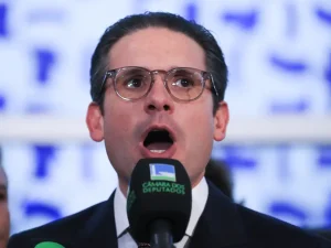 O presidente da Câmara, Hugo Motta, durante o anúncio da federação partidária Solidariedade-PRD, na Câmara - 25/6/2025 | Foto: Lula Marques/Agência Brasil