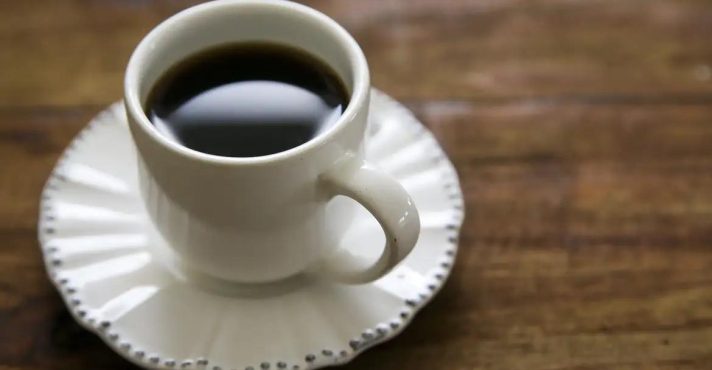 No grupo das bebidas quentes, a alta geral foi de 26,20%, puxada principalmente pelo café