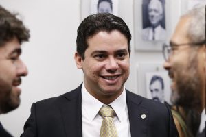 Júnior Mano