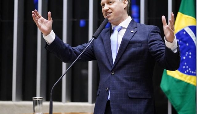 Marcel van Hattem (Novo-RS) pedido repúdio governo retirara aliança Holocausto