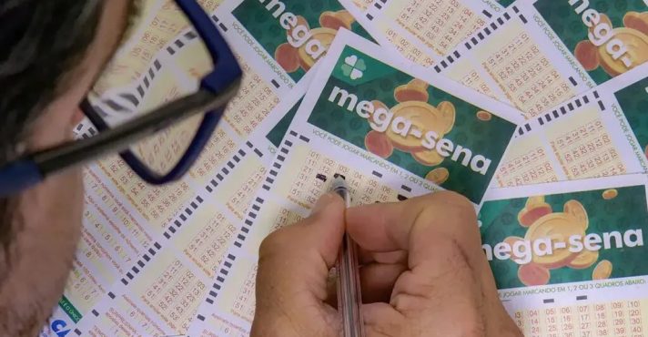 Mega-Sena concurso 2888: mais de R$ 45 milhões em premiação | Foto: Rafa Neddermeyer/Agência Brasil