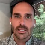 Eduardo Bolsonaro concede entrevista ao Oeste sem Filtro | Foto: Revista Oeste