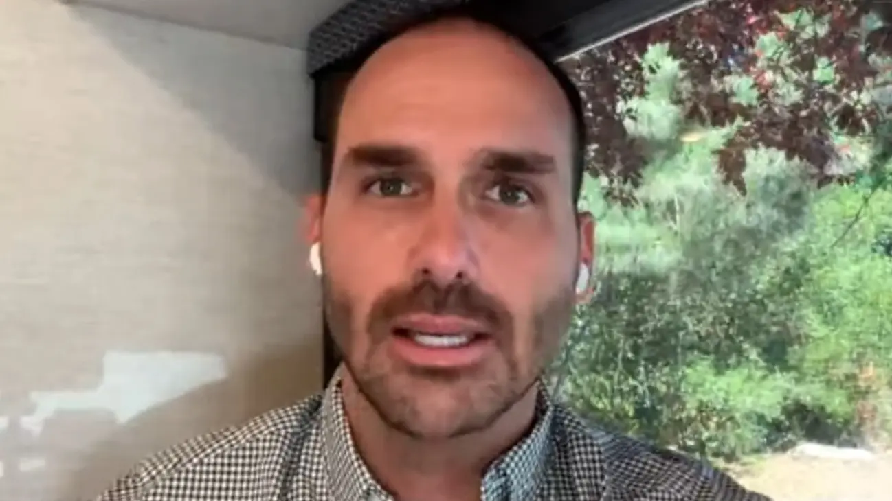 Eduardo Bolsonaro concede entrevista ao Oeste sem Filtro | Foto: Revista Oeste