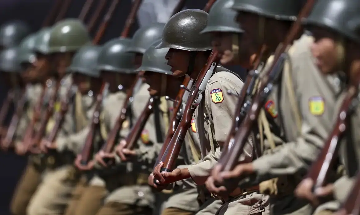 Desânimo de militares no Exército torna-se objeto de estudo científico em universidades brasileiras | Foto: Marcelo Camargo/Agência Brasil