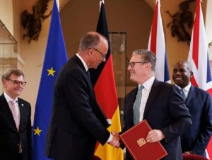 Keir Starmer Reino Unido Friedrich Merz Alemanha Tratado de Kensington