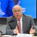 O chanceler Mauro Vieira viajou aos EUA e sinalizou a possibilidade de discutir o tarifaço com o governo Trump | Foto: Lula Marques/Agência Brasil