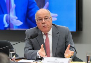 O chanceler Mauro Vieira viajou aos EUA e sinalizou a possibilidade de discutir o tarifaço com o governo Trump | Foto: Lula Marques/Agência Brasil
