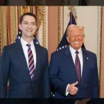 O senador Tom Cotton e o presidente Donald Trump: atenção ao avanço da China em territórios estratégicos | Foto: Reprodução/Twitter/X