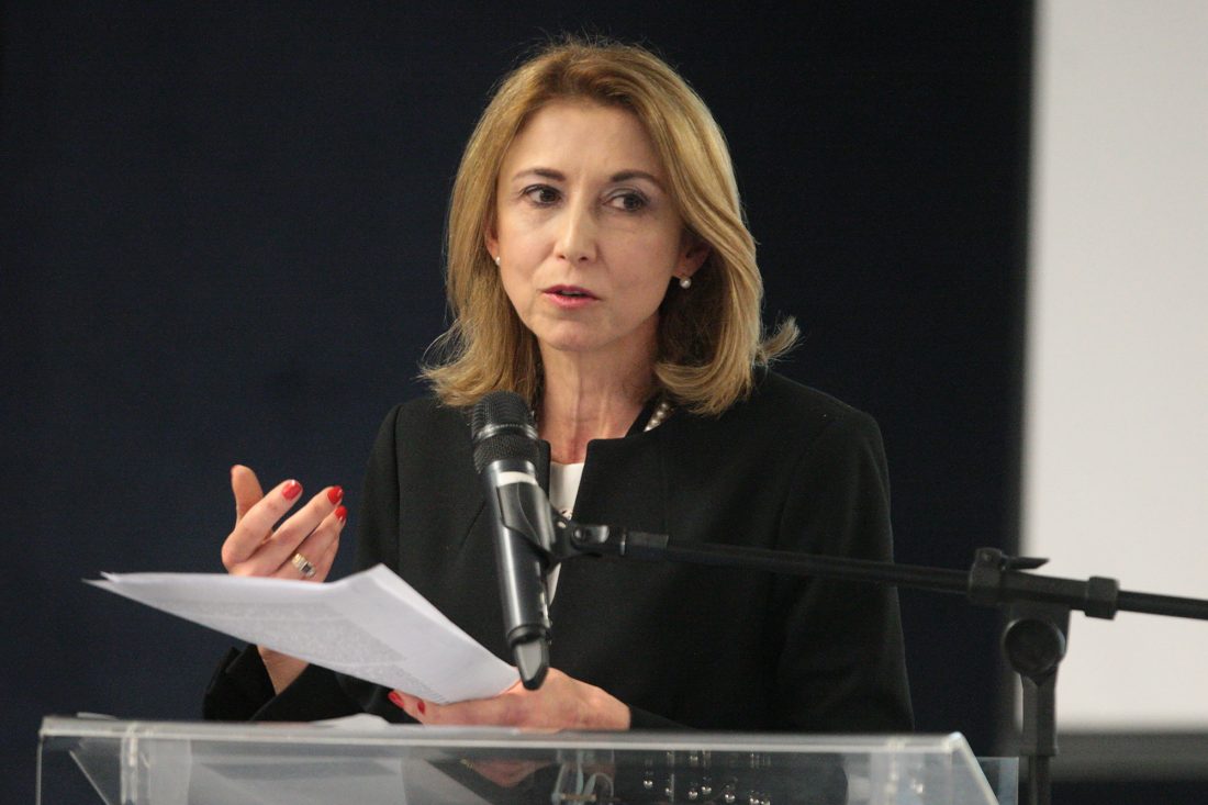 angela gandra