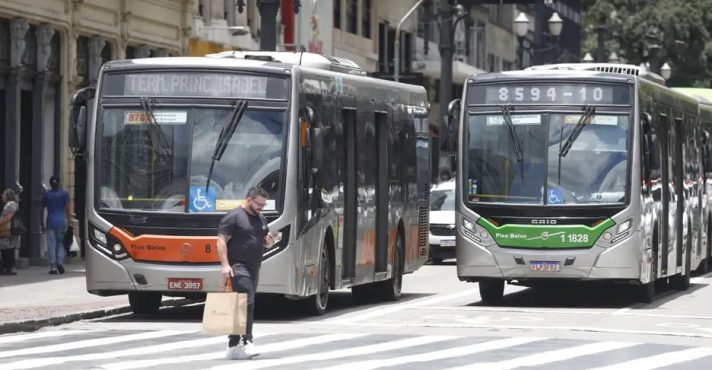 ataques a onibus na cidade de sao paulo