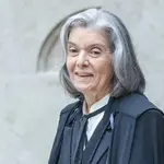Cámen Lúcia