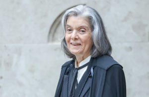 Cámen Lúcia