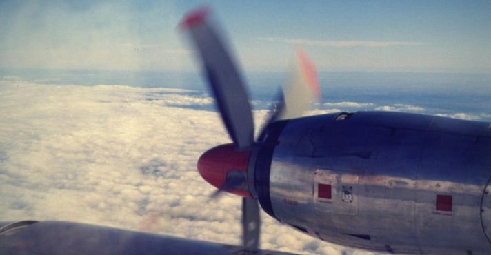alemanha china laser avião ataque militar