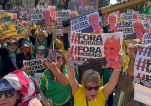 Manifestação contra Alexandre de Moraes em Belo Horizonte | Foto: Reprodução/X/@realmacosta