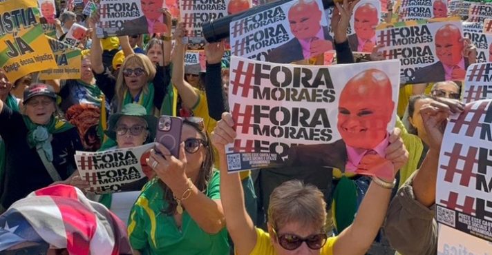 Manifestação contra Alexandre de Moraes em Belo Horizonte | Foto: Reprodução/X/@realmacosta