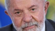 Luiz Inácio Lula da Silva, durante uma cerimônia no Palácio do Planalto, em Brasília, Brasil, em 30 de julho de 2025 | Foto: Reuters/Adriano Machado/Foto de arquivo