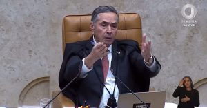 Barroso disse que ofereceu ao colega a possibilidade de ajustar o voto para manter a relatoria | Foto: Reprodução/STF