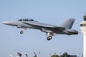 Avião militar fabricado pela Boeing, nos EUA: sindicato rejeita proposta em área estratégica para o governo | Foto: Reprodução/Redes sociais