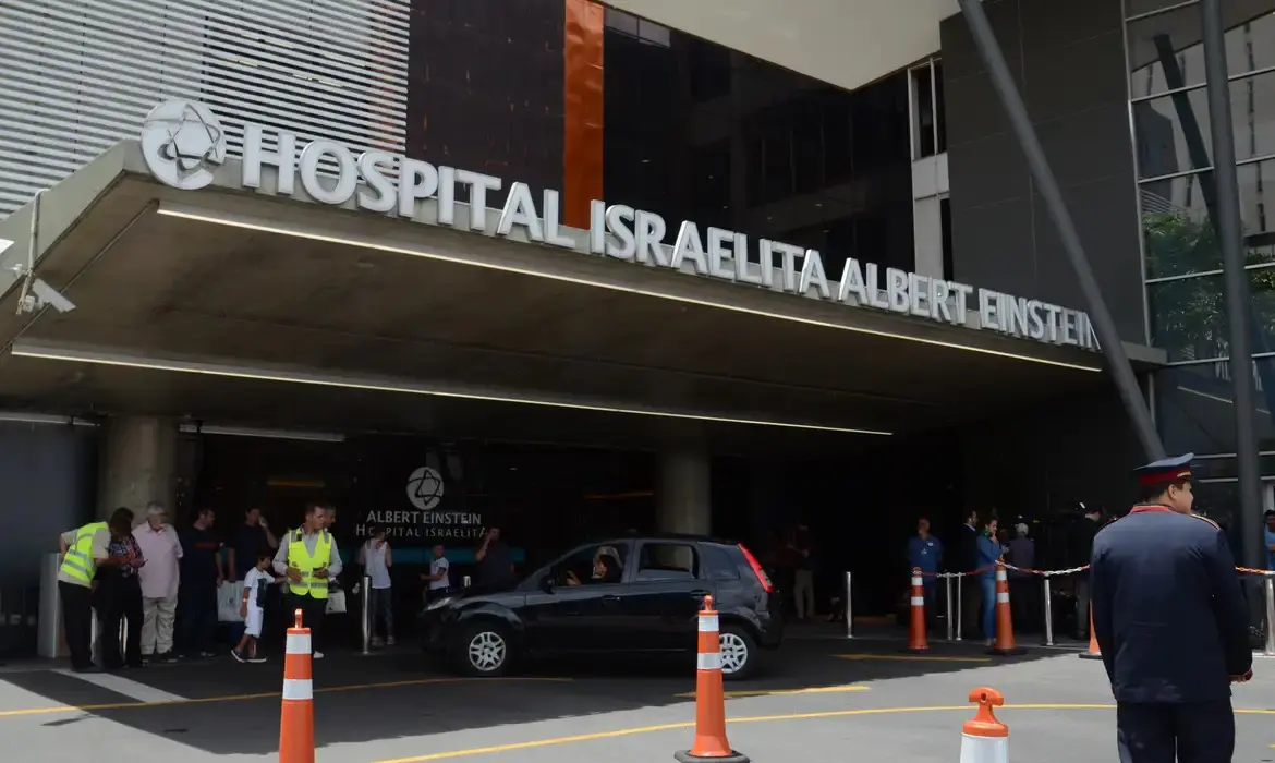 Hospital Albert Einstein, em São Paulo: testes bem sucedidos em paciente de 84 anos | Foto: Rovena Rosa/Agência Brasil
