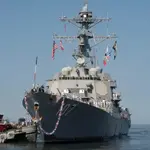 Os navios dos Estados Unidos contam com sistemas de combate Aegis e mísseis guiados, conforme indicam mapas do trajeto da Marinha norte-americana | Foto: Divulgação/U.S. Navy